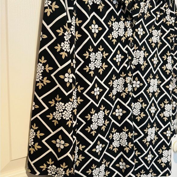 Charter Club Black and Cream Notched Collar Button Down Shirt - Picture 8 of 8